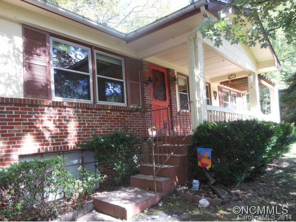 844 Mountain View Drive - Photo 2