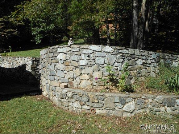 844 Mountain View Drive - Photo 19