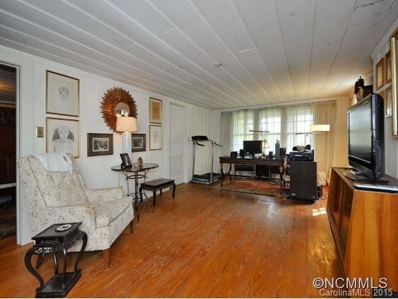 1267 WALKER ROAD - Photo 14