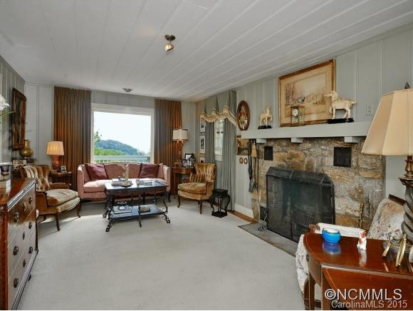 1267 WALKER ROAD - Photo 5