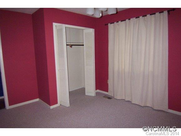 504 Lakeland Dr - Photo 10