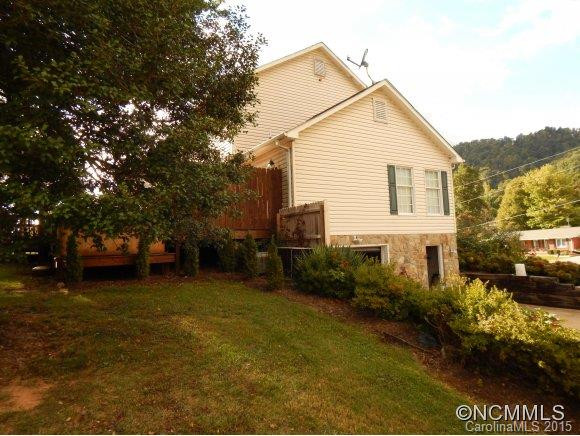 65 GREEN DRIVE - Photo 2