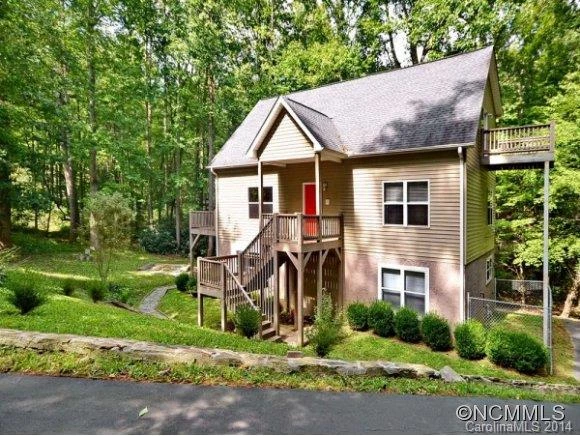 11 MUIRFIELD CT