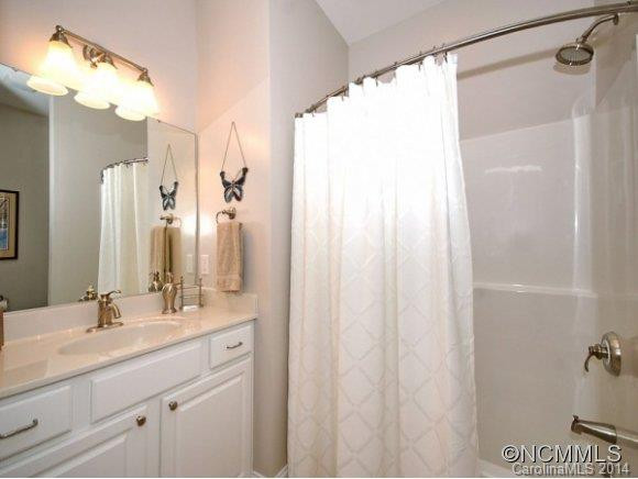 133 LAKEWAY DRIVE - Photo 14