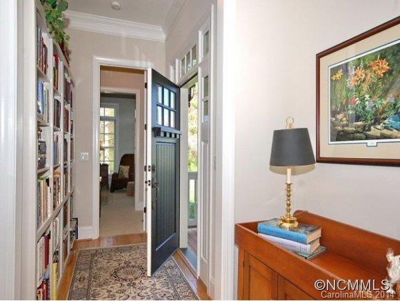 133 LAKEWAY DRIVE - Photo 8