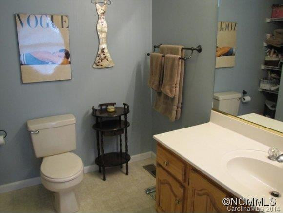 286 Spring Drive - Photo 7