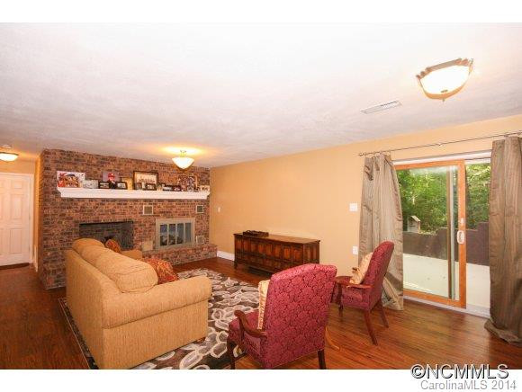 3 Mayfair Pl - Photo 12