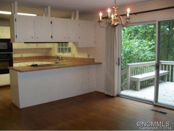 1224 Mountain Laurel Drive - Photo 10