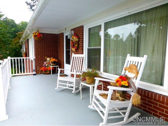 5 Fernlawn Road - Photo 2