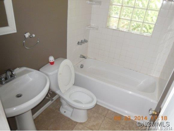 1812 Lower Ridgewood Boulevard - Photo 11