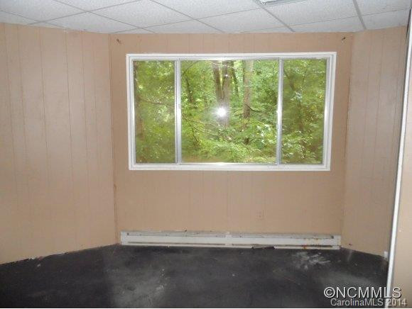 375 Tobacco Road - Photo 7