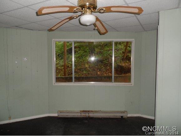 375 Tobacco Road - Photo 8