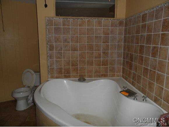 375 Tobacco Road - Photo 9
