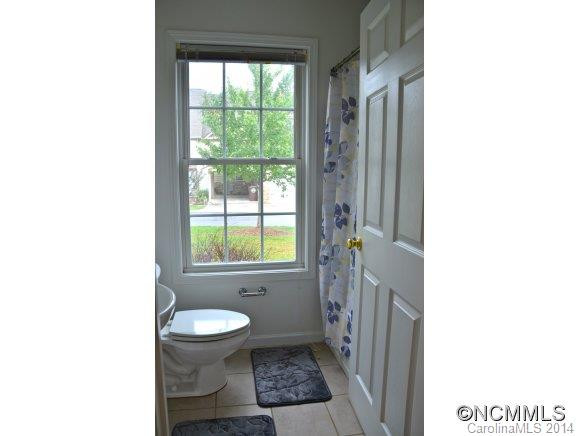 80 Rotunda Circle - Photo 15