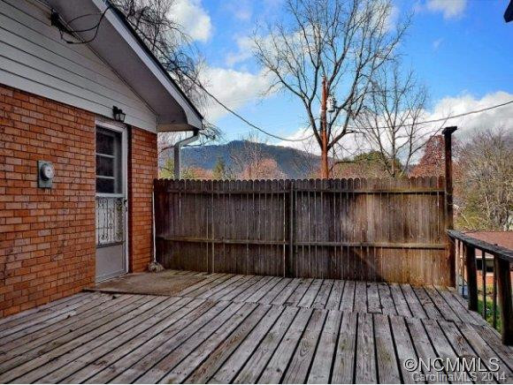 45 GRAHAM STREET - Photo 3