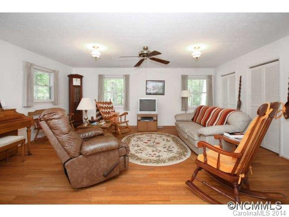 10 Botany Court - Photo 6