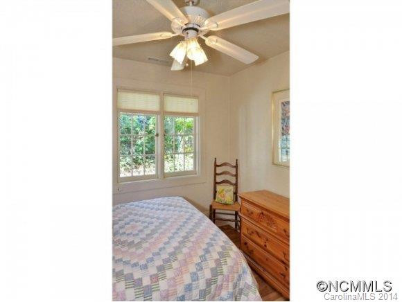 539 OAK HILL COURT - Photo 17