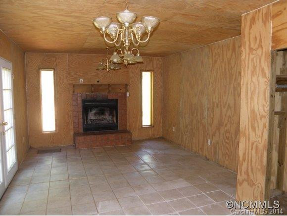 211 LYNDON LANE - Photo 5