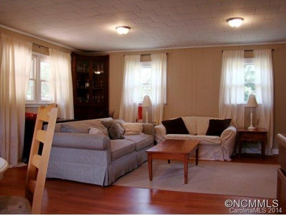 151 Eaves - Photo 13