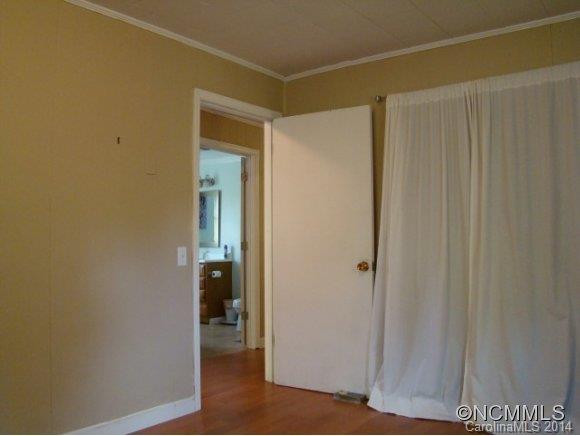 151 Eaves - Photo 16