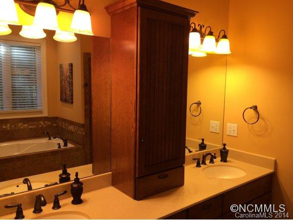 202 Navaho Drive - Photo 8