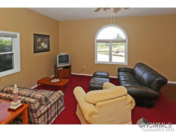 269 Orchard Dr. - Photo 9