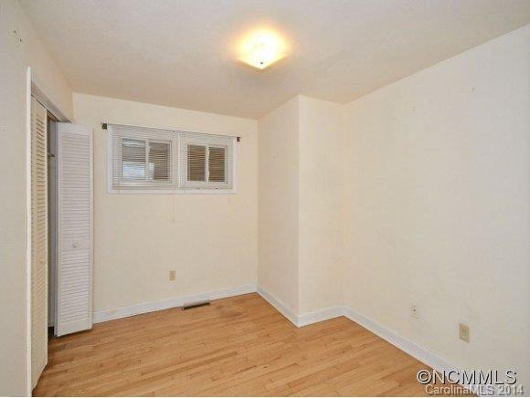 748 East Street - Photo 8