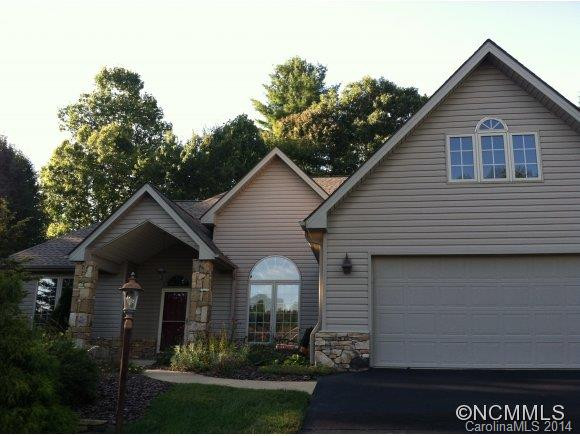 113 Fairway Knoll Drive