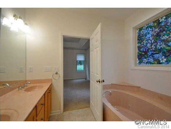 113 Fairway Knoll Drive - Photo 14