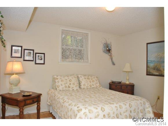 9 Elmwood Ln - Photo 15