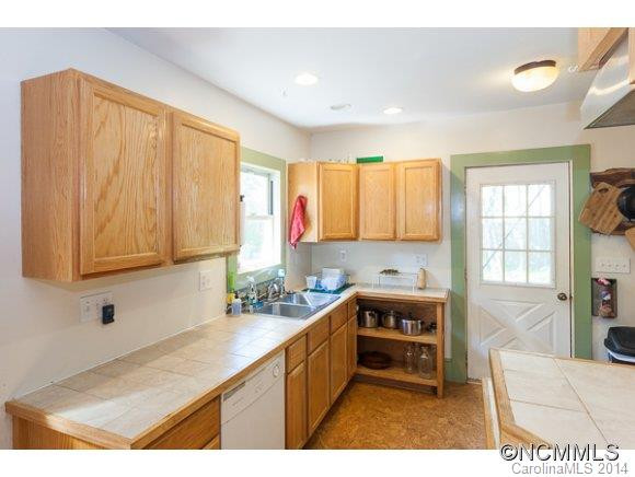 207 Swannanoa Avenue - Photo 11