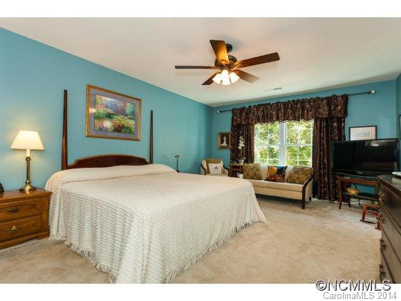 207 Mountain Street - Photo 12