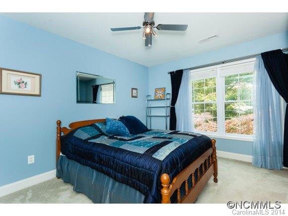 207 Mountain Street - Photo 15
