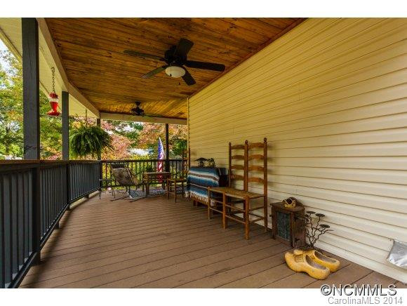207 Mountain Street - Photo 3