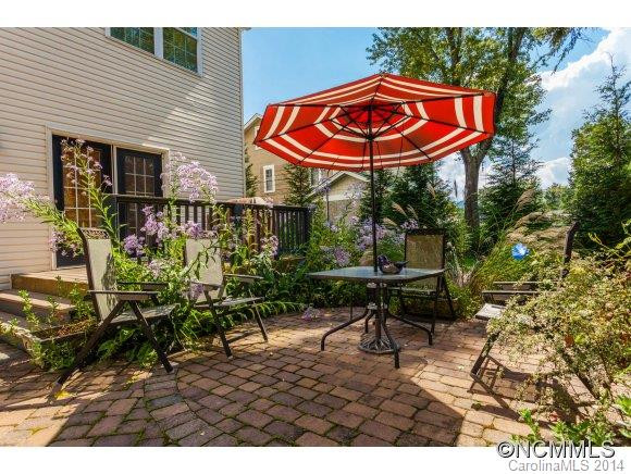 207 Mountain Street - Photo 23