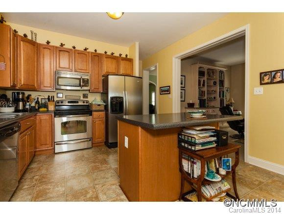 207 Mountain Street - Photo 9