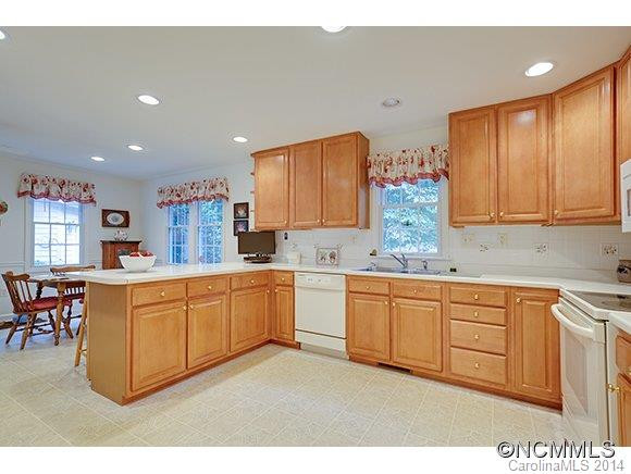 560 Aberdeen Lane - Photo 7