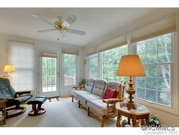 560 Aberdeen Lane - Photo 8