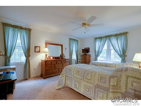 560 Aberdeen Lane - Photo 9