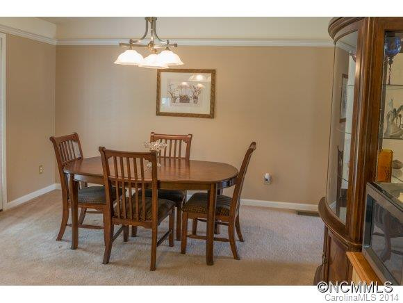 104 Eden Glen Court - Photo 8