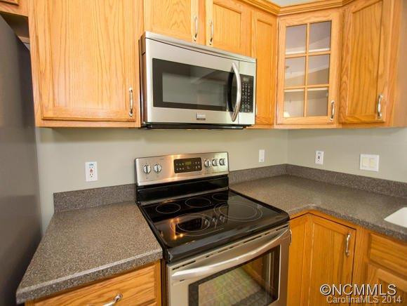 12 Little Cedar Court - Photo 11