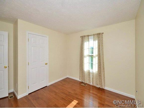 193 BROOKSHIRE ROAD - Photo 11