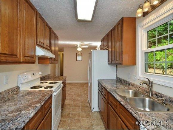 193 BROOKSHIRE ROAD - Photo 6
