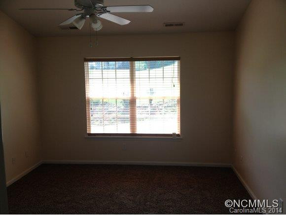 16 Worthington Lane - Photo 8