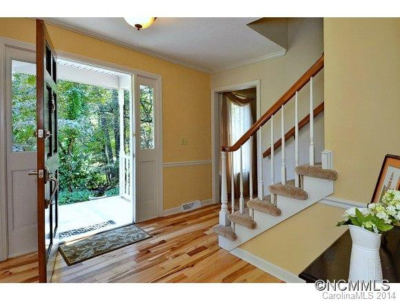20 Westbridge - Photo 2