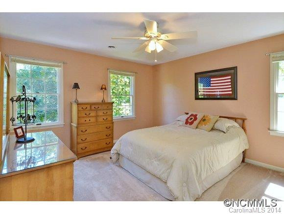 20 Westbridge - Photo 15