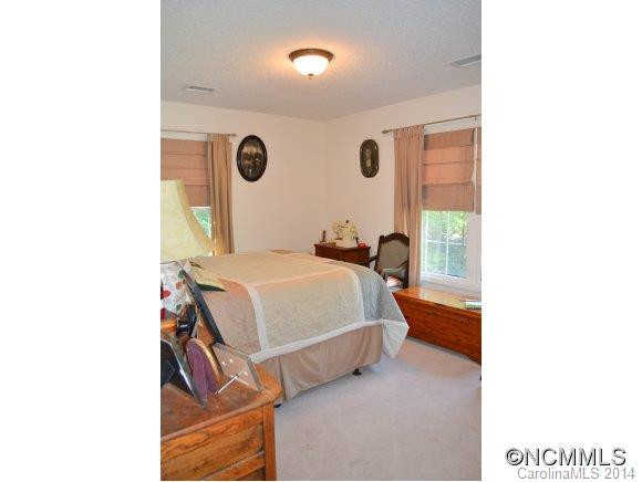 99 Cannon Woods - Photo 15