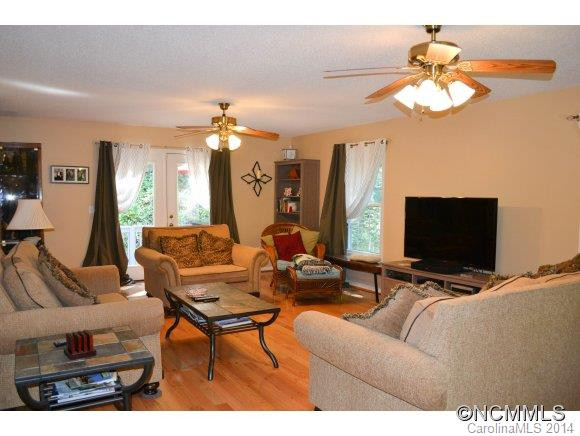 99 Cannon Woods - Photo 3