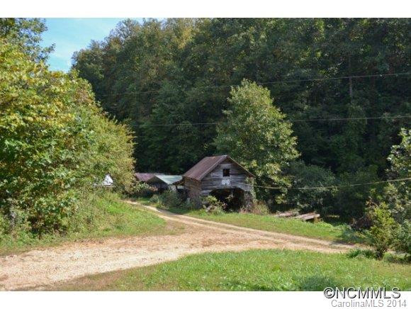 1376 Clear Creek Road - Photo 4
