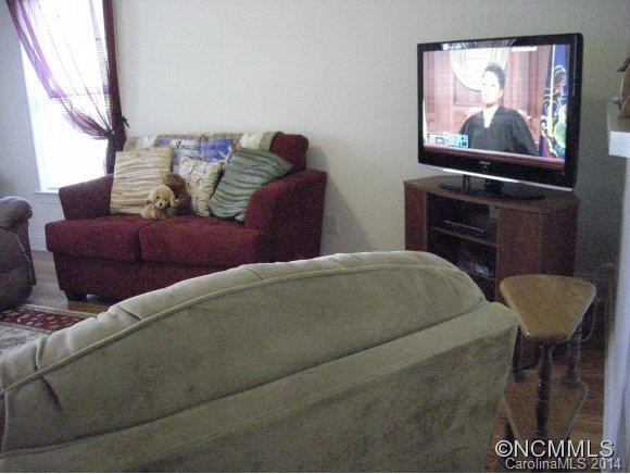 219 Misty Lane - Photo 9